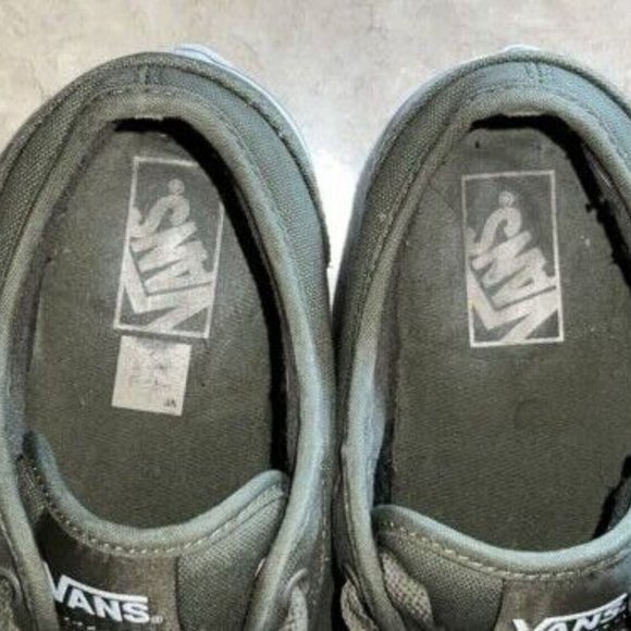 VANS NICE ARMY GREEN LOW SNEAKERS - MENS SZ 9 - Picture 6 of 8